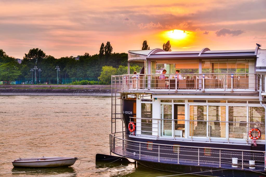 Vogue Boat Apartments Budapest Exterior photo