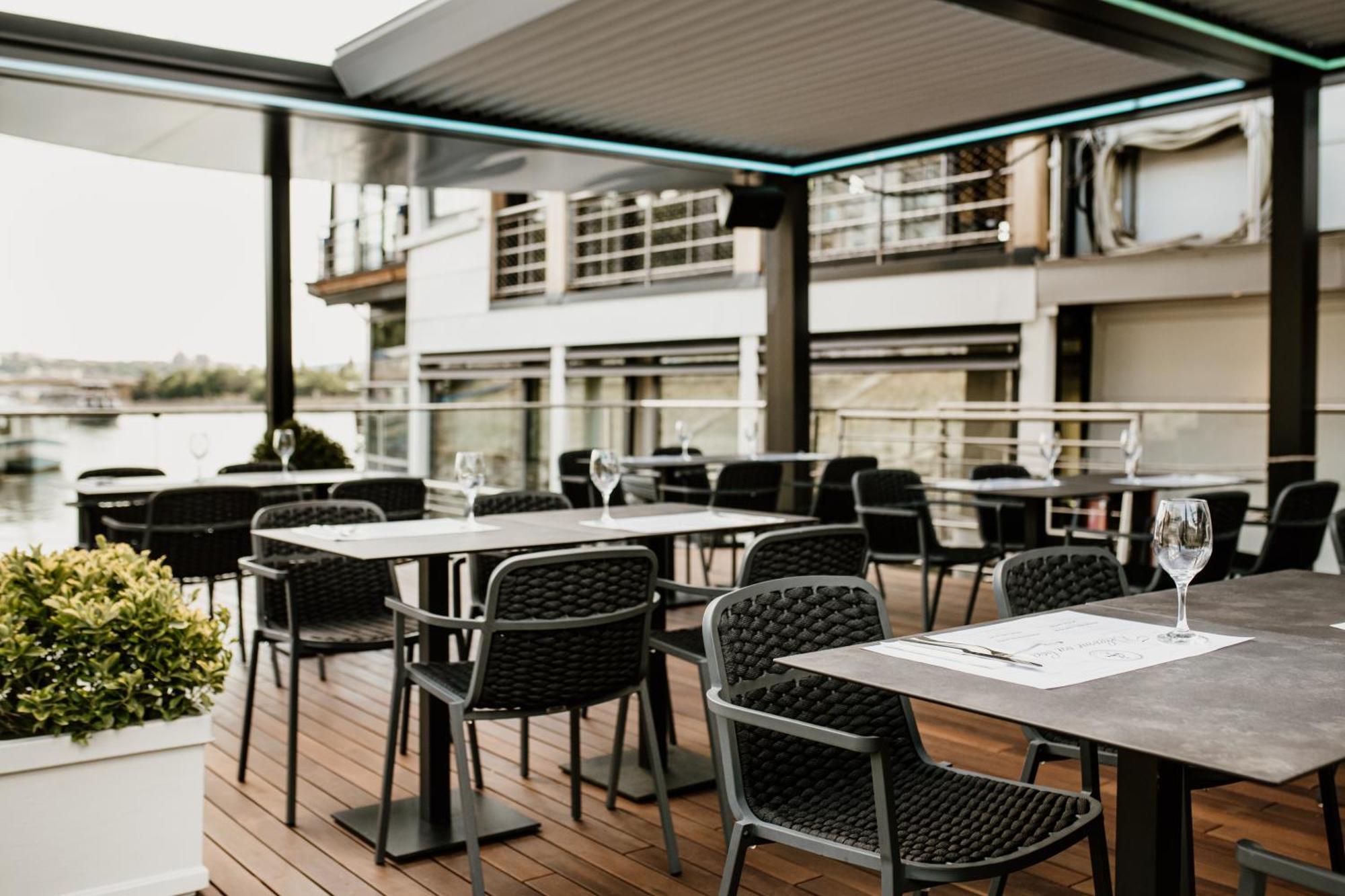 Vogue Boat Apartments Budapest Exterior photo